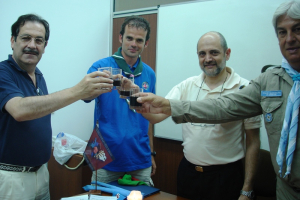 2008 01.- 10/01 Entrega LLama en Argentina